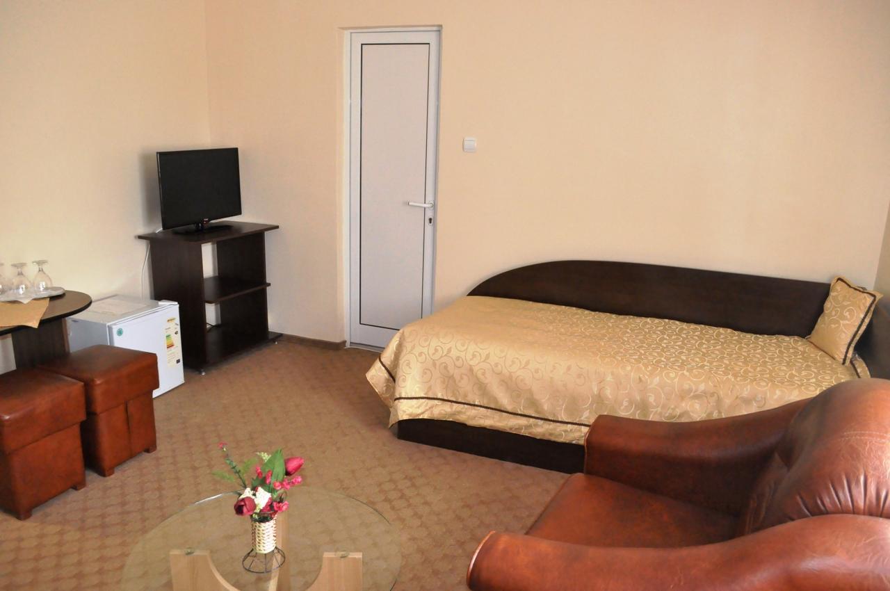 Hotel Andrei Кимпія-Турзій Екстер'єр фото
