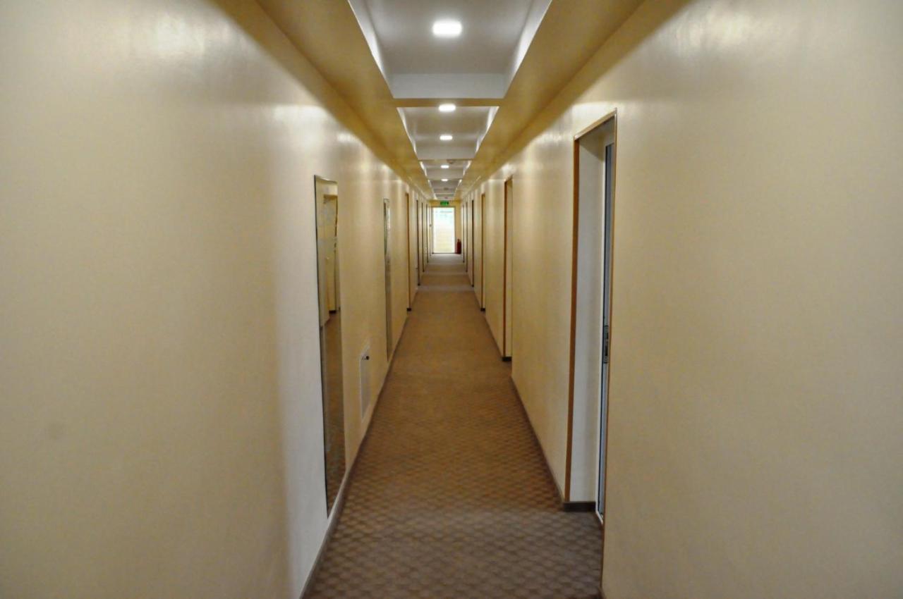 Hotel Andrei Кимпія-Турзій Екстер'єр фото