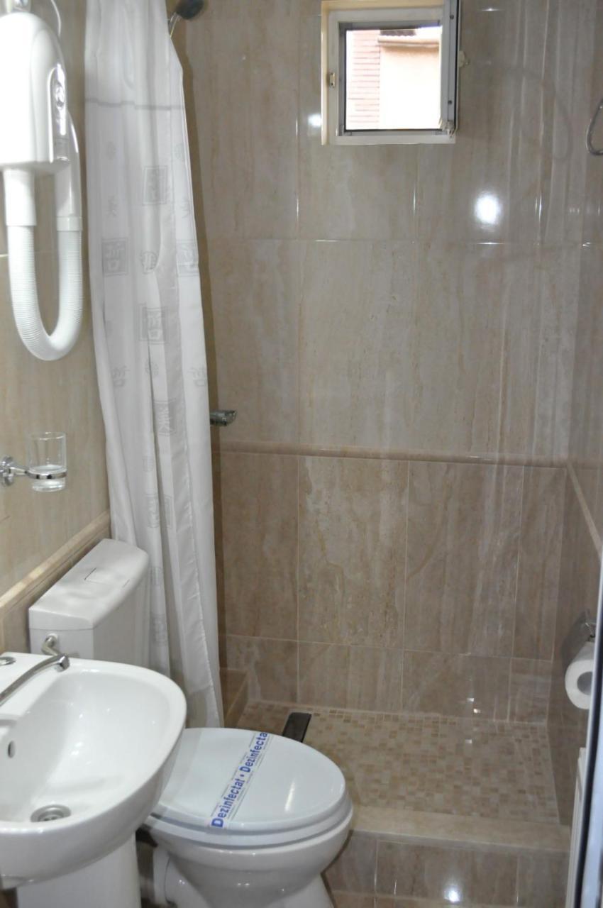 Hotel Andrei Кимпія-Турзій Екстер'єр фото